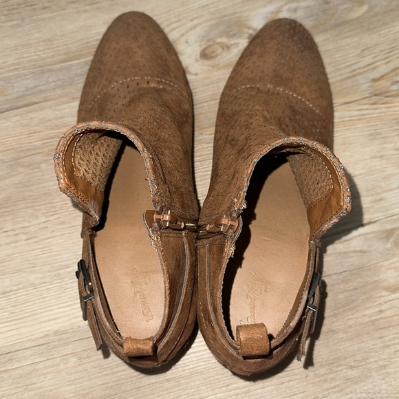 Women’s Universal Thread boots - Picture 7 of 9